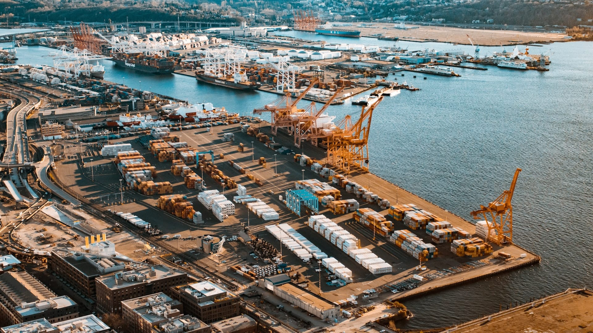 Port Hero